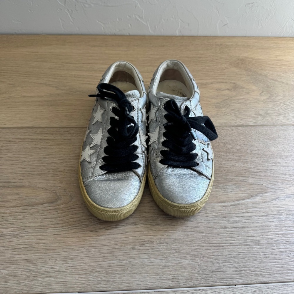 Saint Laurent shiny silver star sneakers - Picture 1 of 7